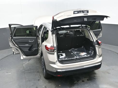 New 2026 Nissan Rogue Platinum w/ Platinum Premium Package image 43