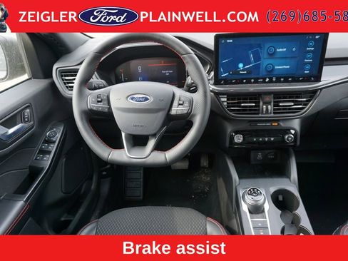 Used 2025 Ford Escape ST-Line w/ Tech Pack #1 AWD/4WD image 13