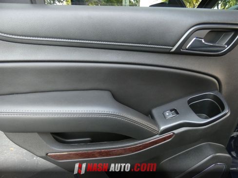 Used 2018 GMC Yukon SLE w/ Convenience Package AWD/4WD image 40