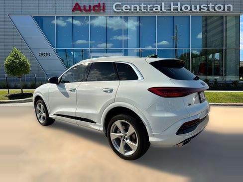 New 2025 Audi Q5 Premium Plus w/ Premium Plus image 3