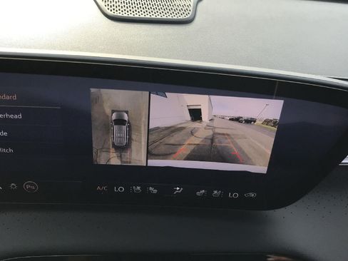 Used 2026 Buick Enclave Avenir w/ Super Cruise Package AWD/4WD image 27