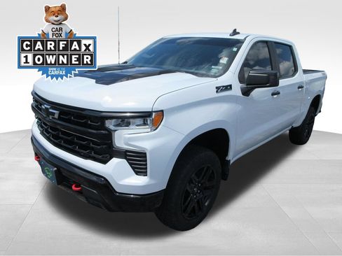 Certified 2023 Chevrolet Silverado 1500 LT Trail Boss w/ Convenience Package II AWD/4WD image 1