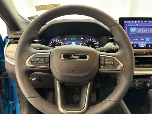 Used 2024 Jeep Compass Limited AWD/4WD image 14