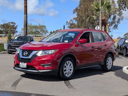 Used 2017 Nissan Rogue S image 7