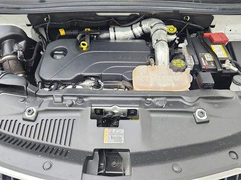 Used 2022 Buick Encore Preferred w/ Safety Package AWD/4WD image 32