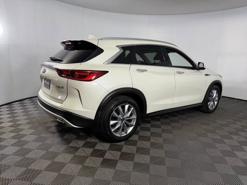 Used 2022 INFINITI QX50 Essential image 5