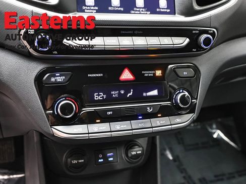 Used 2019 Hyundai Ioniq Electric FWD image 20