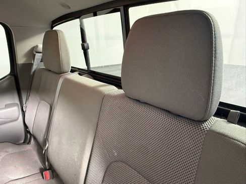 Used 2019 Nissan Frontier SV AWD/4WD image 39