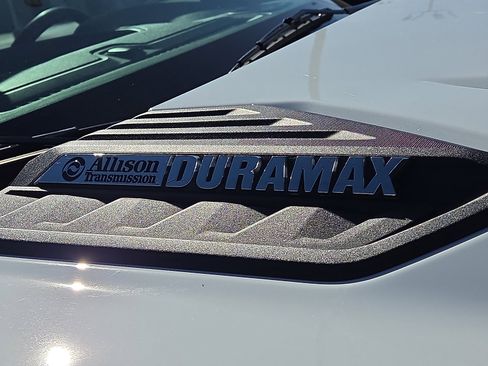 Used 2024 Chevrolet Silverado 2500 W/T w/ WT Convenience Package image 8