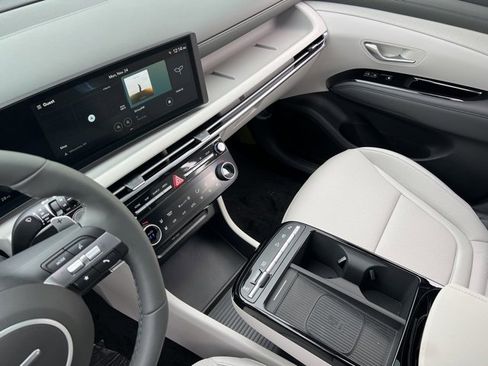 New 2026 Hyundai Tucson Limited image 25