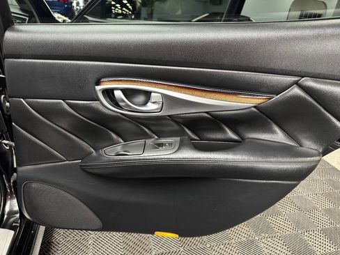 Used 2015 INFINITI Q70 L 3.7 w/ Deluxe Touring Package image 50