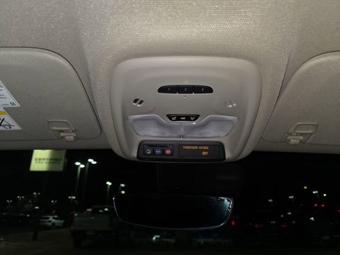 Used 2024 Buick Encore GX Avenir w/ Avenir Technology Package image 22