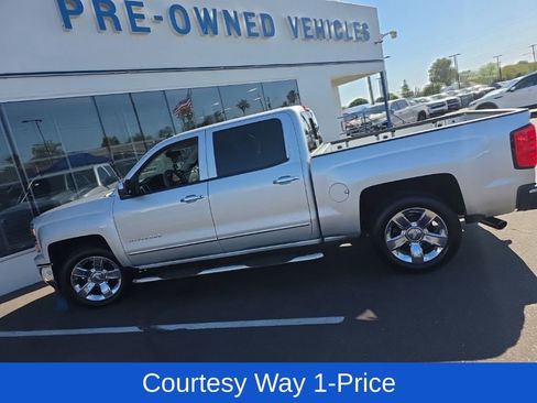 Used 2014 Chevrolet Silverado 1500 LTZ RWD image 9