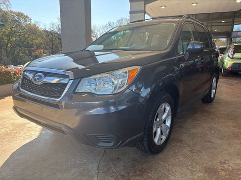 Used 2016 Subaru Forester 2.5i Premium image 3