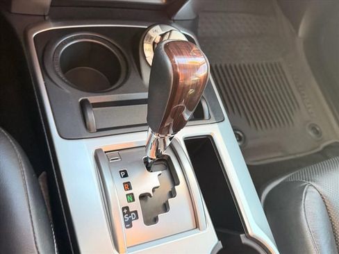 Used 2024 Toyota 4Runner Limited image 22