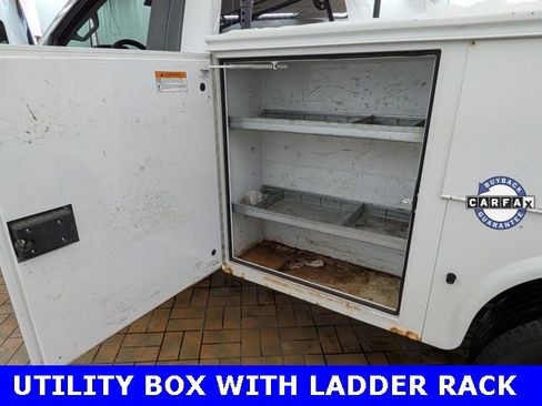 Used 2018 Ford F350 XL w/ XL Decor Group image 5