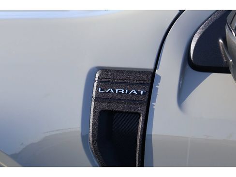 Used 2025 Ford Maverick Lariat AWD/4WD image 9