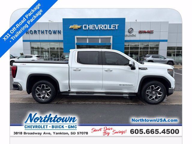 Used 2022 GMC Sierra 1500 SLT w/ SLT Premium Plus Package AWD/4WD image 7