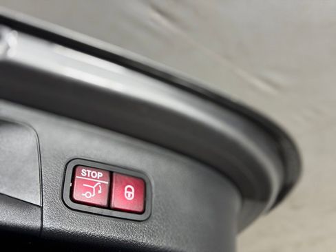 Used 2021 Mercedes-Benz GLA 250 4MATIC image 33