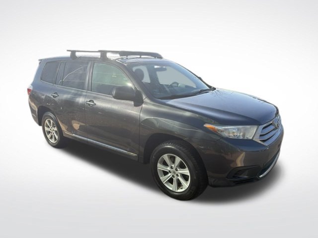 Used 2013 Toyota Highlander FWD w/ Cold Weather Pkg image 13