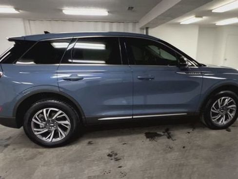 Used 2024 Lincoln Corsair FWD w/ Equipment Group 101A image 9