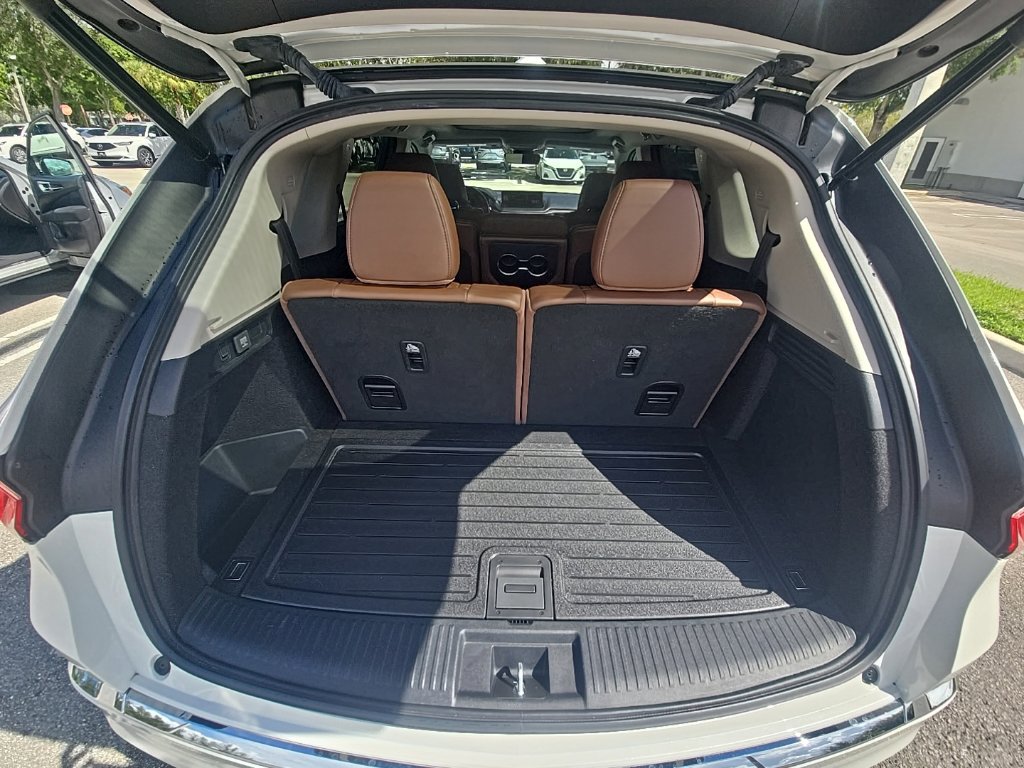 Certified 2024 Acura MDX w/ Technology Package FWD image 38