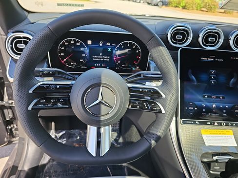 New 2026 Mercedes-Benz GLC 300 image 17