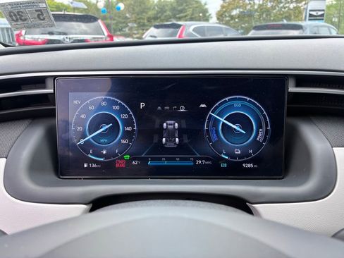 Used 2024 Hyundai Tucson Limited AWD/4WD image 29