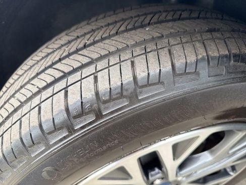 Used 2022 Ford Escape SEL image 83