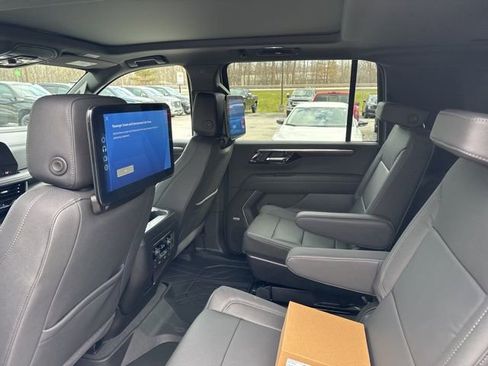 New 2026 Chevrolet Suburban Z71 w/ Z71 Off-Road Package AWD/4WD image 54