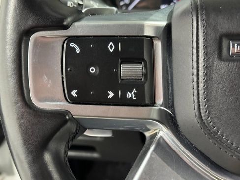 Used 2023 Land Rover Discovery S R-Dynamic image 31