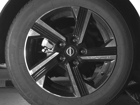 Used 2025 Nissan Sentra SV image 15