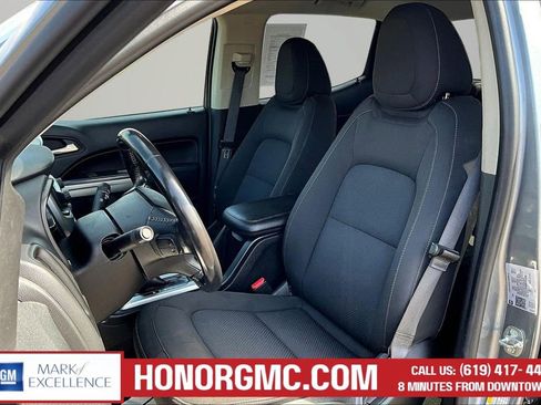Used 2022 Chevrolet Colorado LT w/ LT Convenience Package AWD/4WD image 22