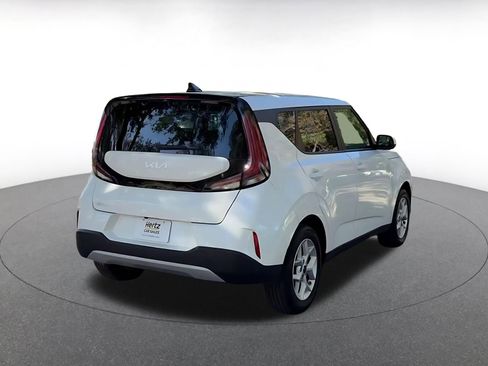 Used 2025 Kia Soul LX w/ LX Technology Package image 15