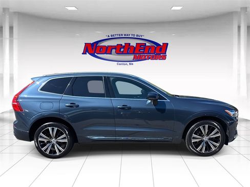 Used 2023 Volvo XC60 B5 Plus w/ Protection Package Premier image 2