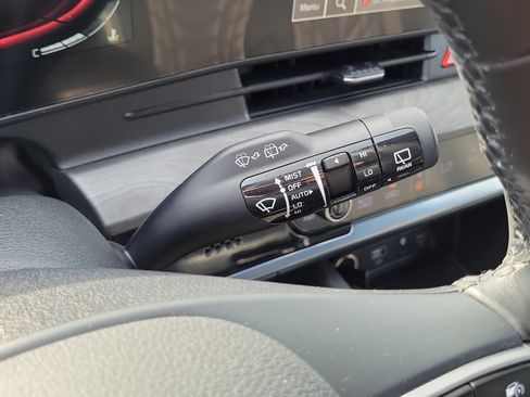 Used 2023 Kia Sportage X-Line AWD/4WD image 29