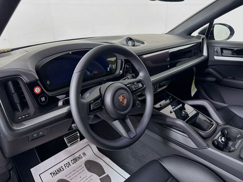 Certified 2026 Porsche Cayenne S image 4