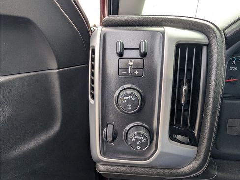 Used 2017 GMC Sierra 1500 SLT w/ SLT Premium Package image 17