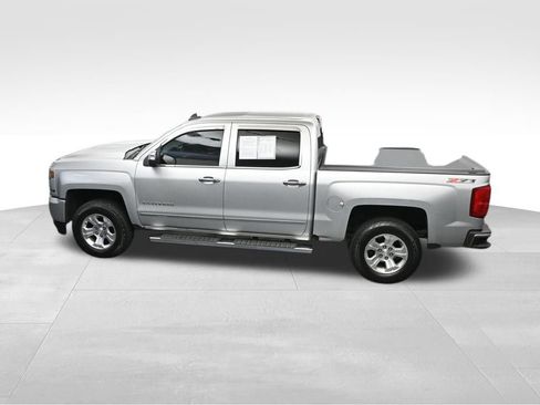 Used 2018 Chevrolet Silverado 1500 LTZ Z71 w/ LTZ Plus Package AWD/4WD image 34