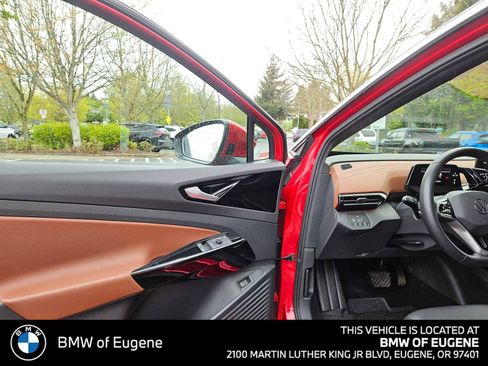 Used 2021 Volkswagen ID.4 Pro S image 23