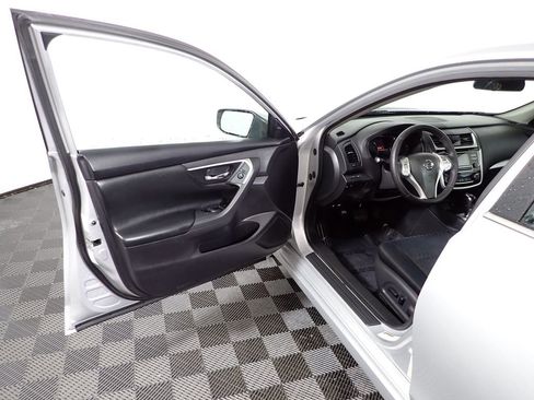 Used 2018 Nissan Altima 2.5 SV image 20