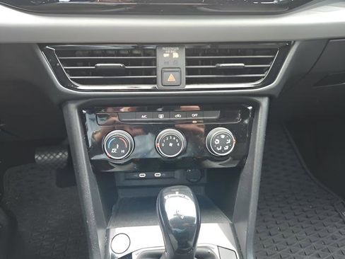 Used 2023 Volkswagen Taos S image 16