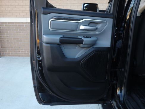 Used 2020 RAM 1500 Big Horn AWD/4WD image 16