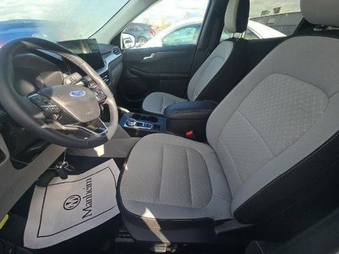 Used 2023 Ford Escape Active w/ Tech Pack #2 image 5
