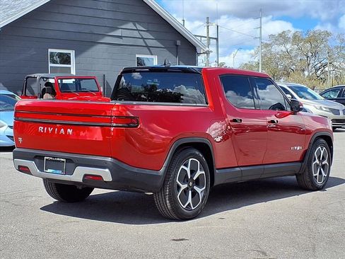 Used 2024 Rivian R1T Adventure image 7