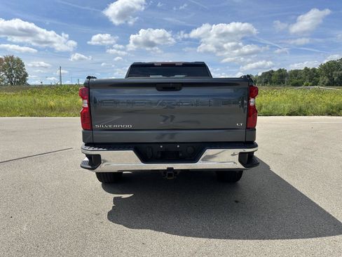 Used 2020 Chevrolet Silverado 1500 LT AWD/4WD image 6