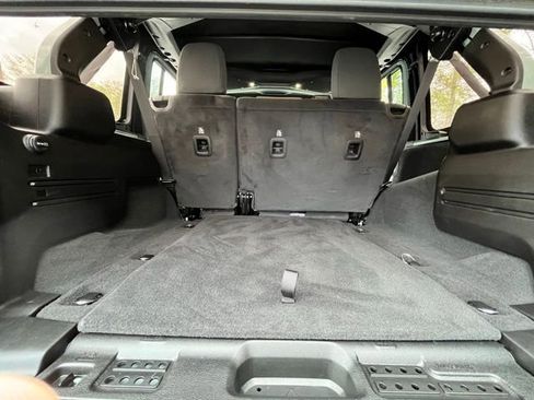 Used 2024 Jeep Wrangler Unlimited Sport AWD/4WD image 8