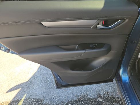 Used 2020 MAZDA CX-5 Touring image 10