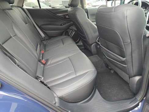 Used 2025 Subaru Outback Touring XT image 9