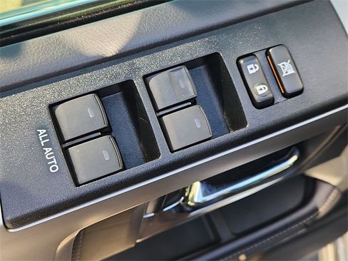 Used 2022 Toyota 4Runner Limited image 24